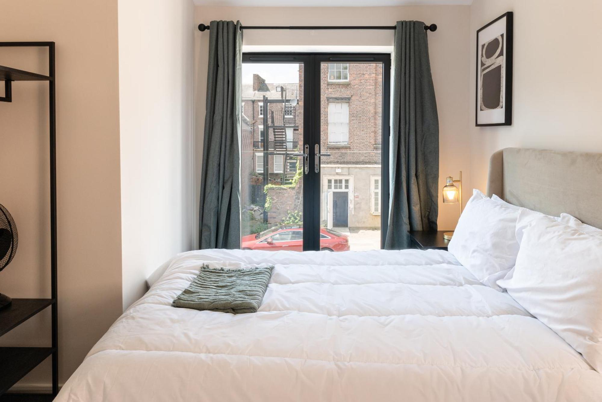 Luxury 4br Centre House - Free Parking Holiday home Liverpool